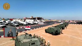 الرئيس عبد الفتاح السيسي يشهد اصطفاف تفتيش حرب الفرقة السادسة المدرعة بالجيش الثاني الميداني[(...JPG